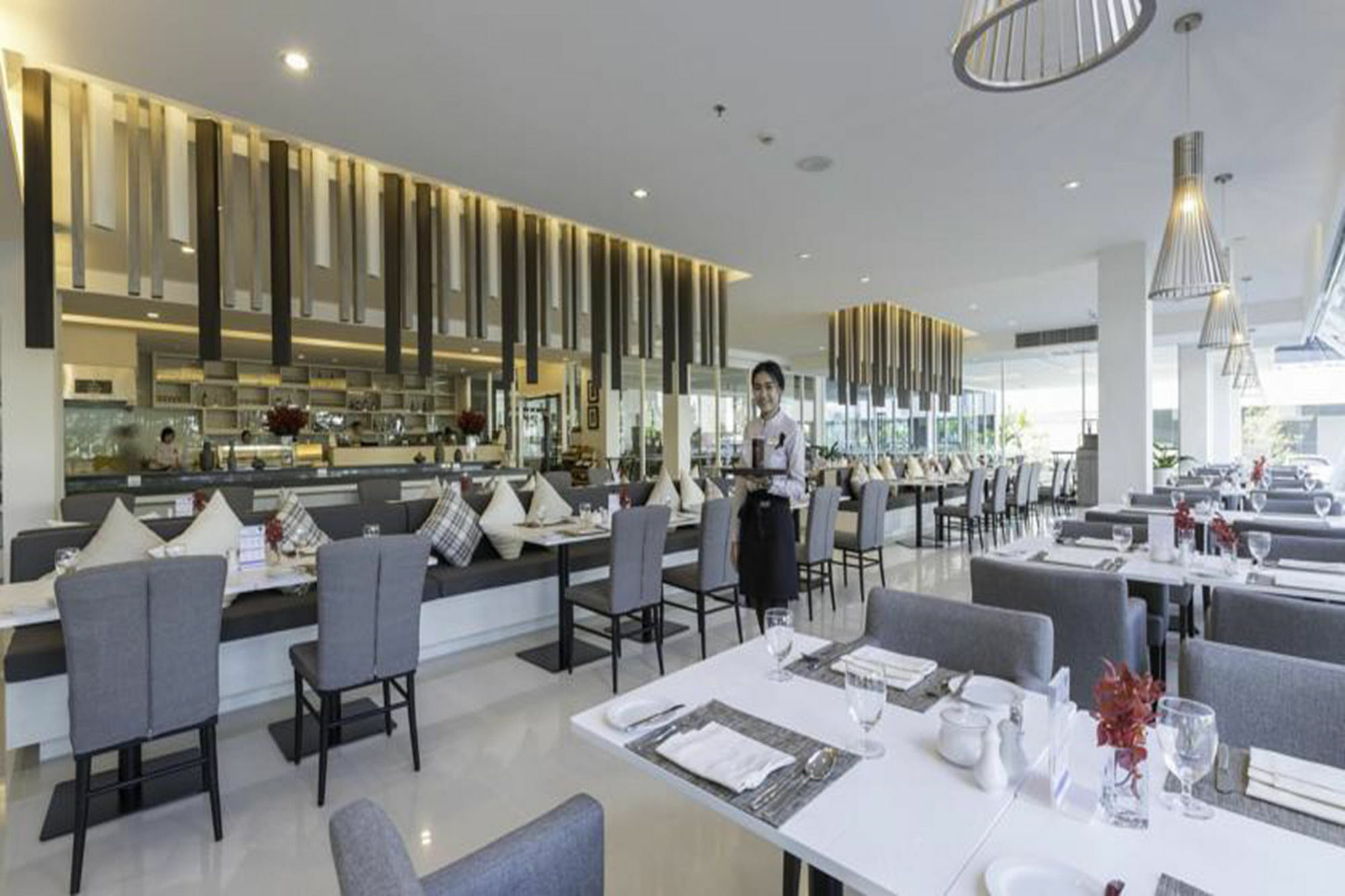 Kantary Hotel And Serviced Apartment, Amata, Bangpakong Ban Tamru 외부 사진