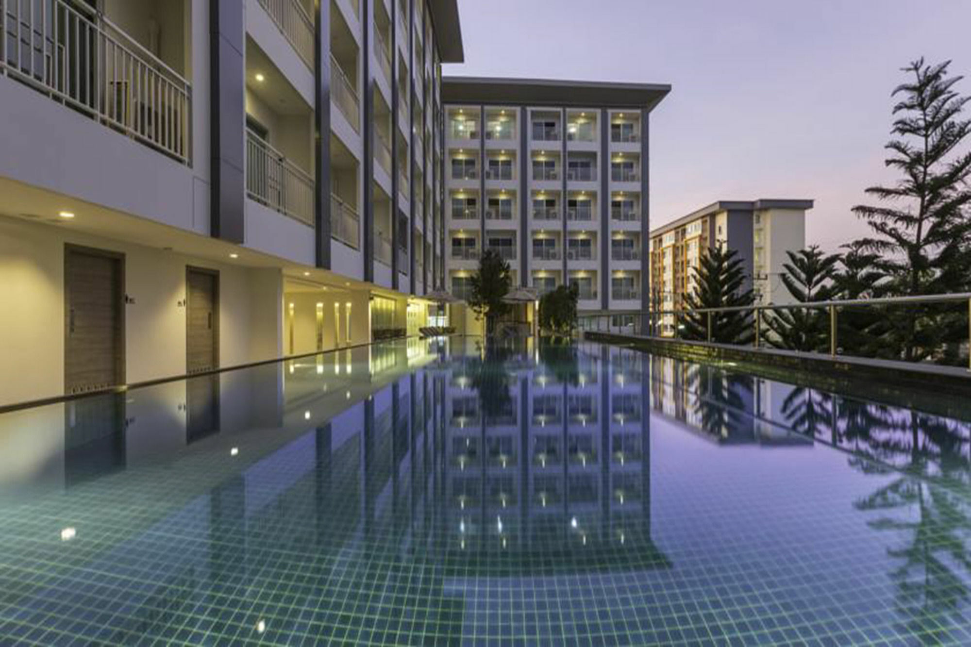 Kantary Hotel And Serviced Apartment, Amata, Bangpakong Ban Tamru 외부 사진
